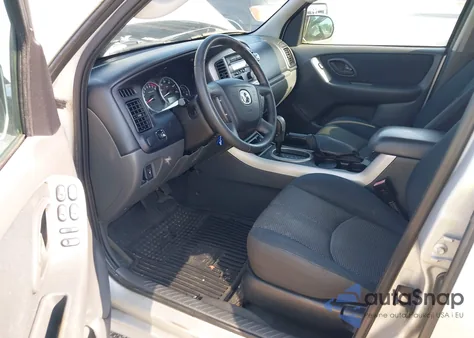 2005 Mazda Tribute S z USA, uszkodzony, nr VIN 4F2YZ04185KM15459